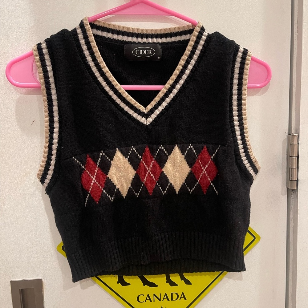 Cider Black and Red Argyle V-Neck Sweater Vest